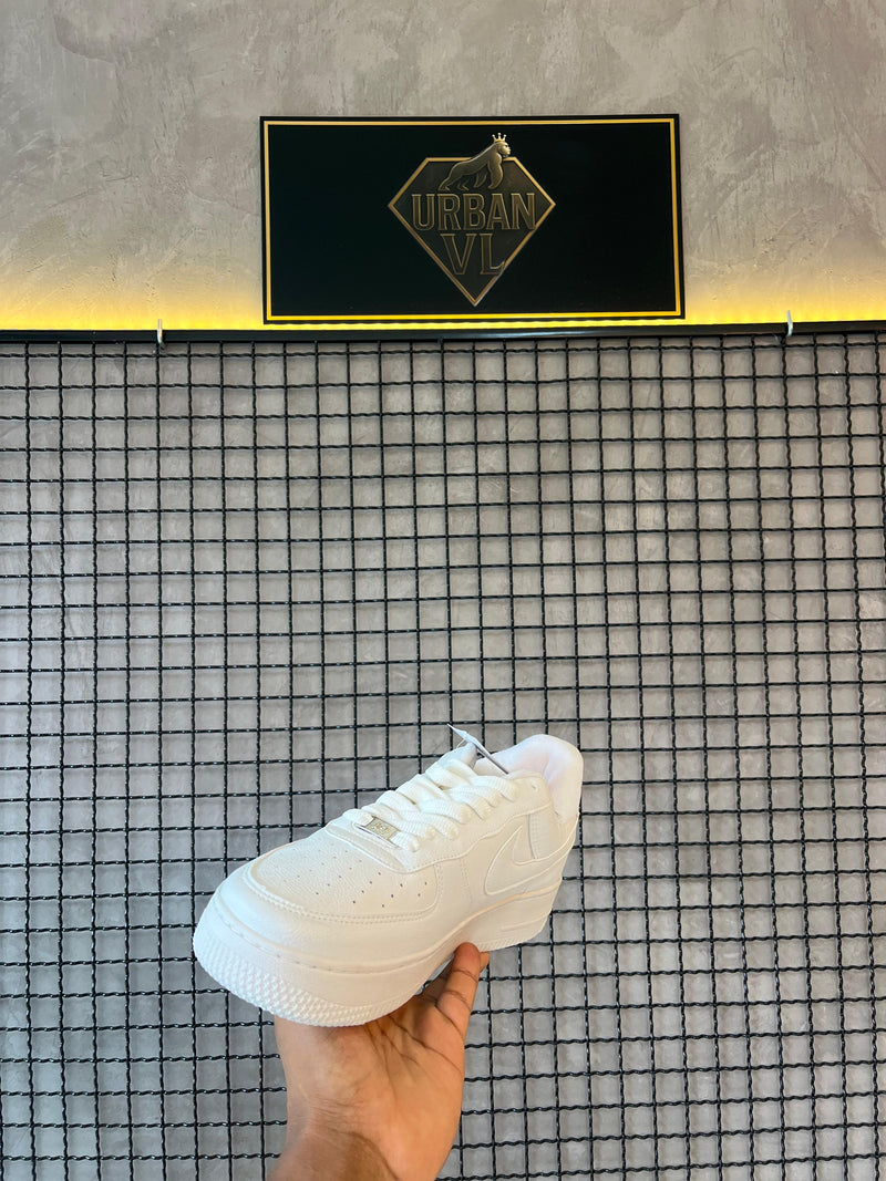 Tênis Importado Nike Branco